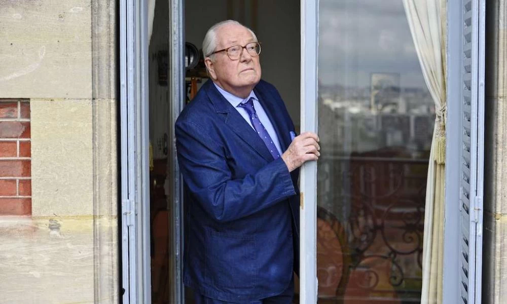 “Ποταμός” ο Λεπέν: Χειρότεροι από εχθρικό στρατό οι μετανάστες -Αιχμές για την κόρη του